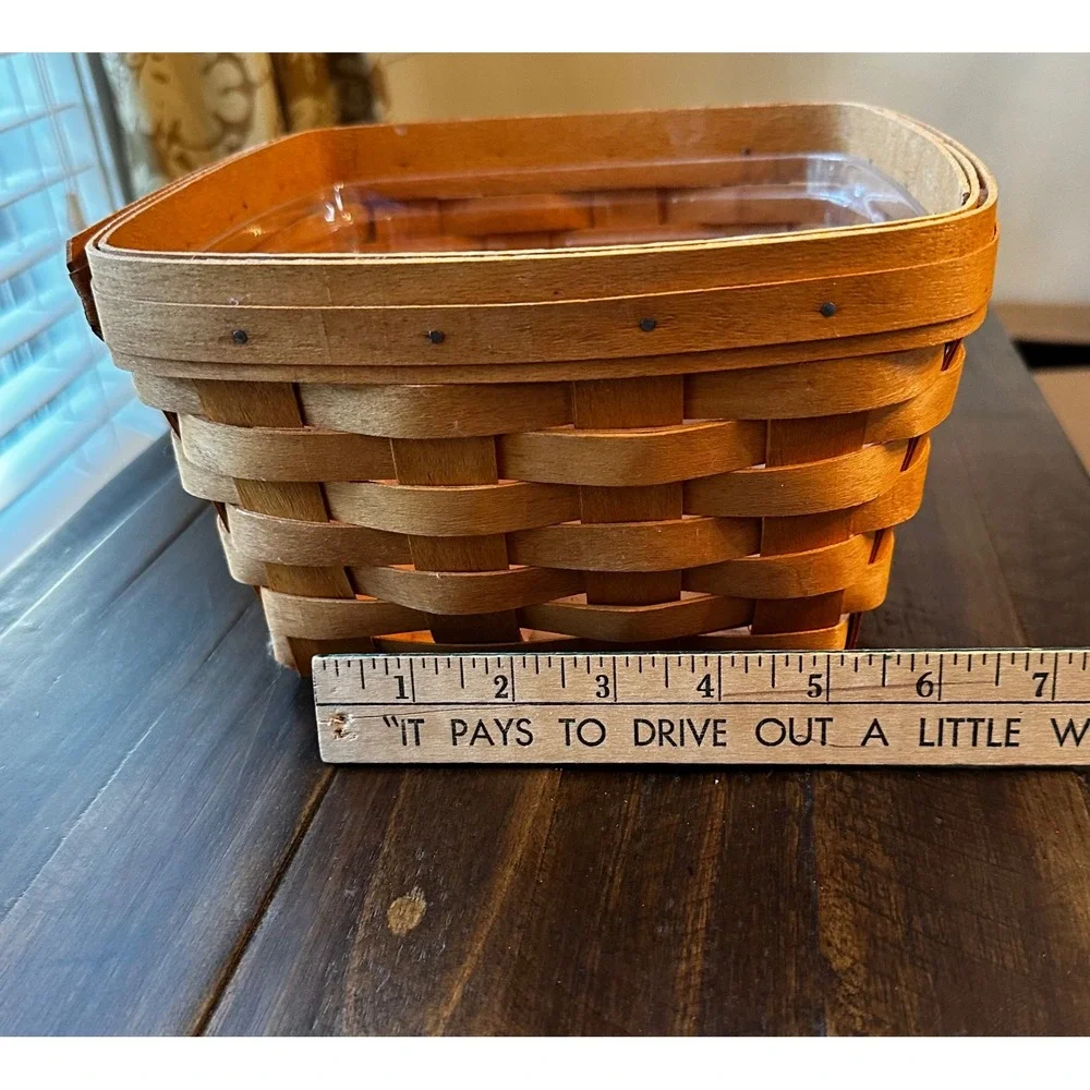 Longaberger Handwoven Basket with Wood Lid and Plastic Liner Dresden Ohio 7x7